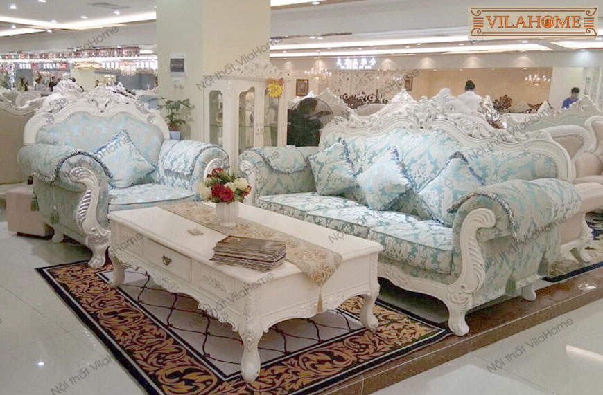 Ghế sofa tân cổ điển tạo điểm nhấn ấn tượng và sang trọng cho không gian của bạn.