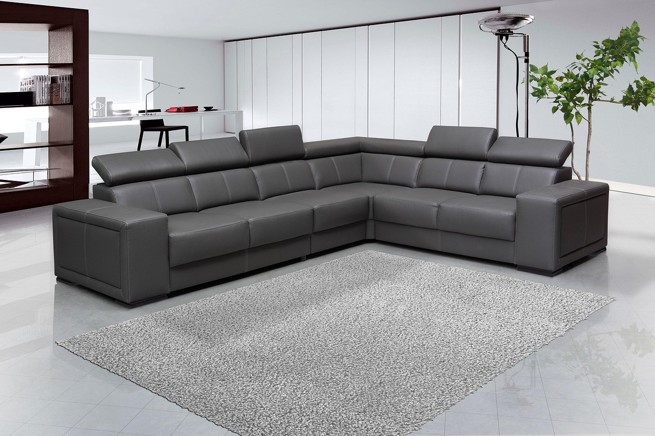 Sofa được đặt ở trung tâm phòng khách sẽ mang lại điểm nhấn rất lớn cho ngôi nhà.