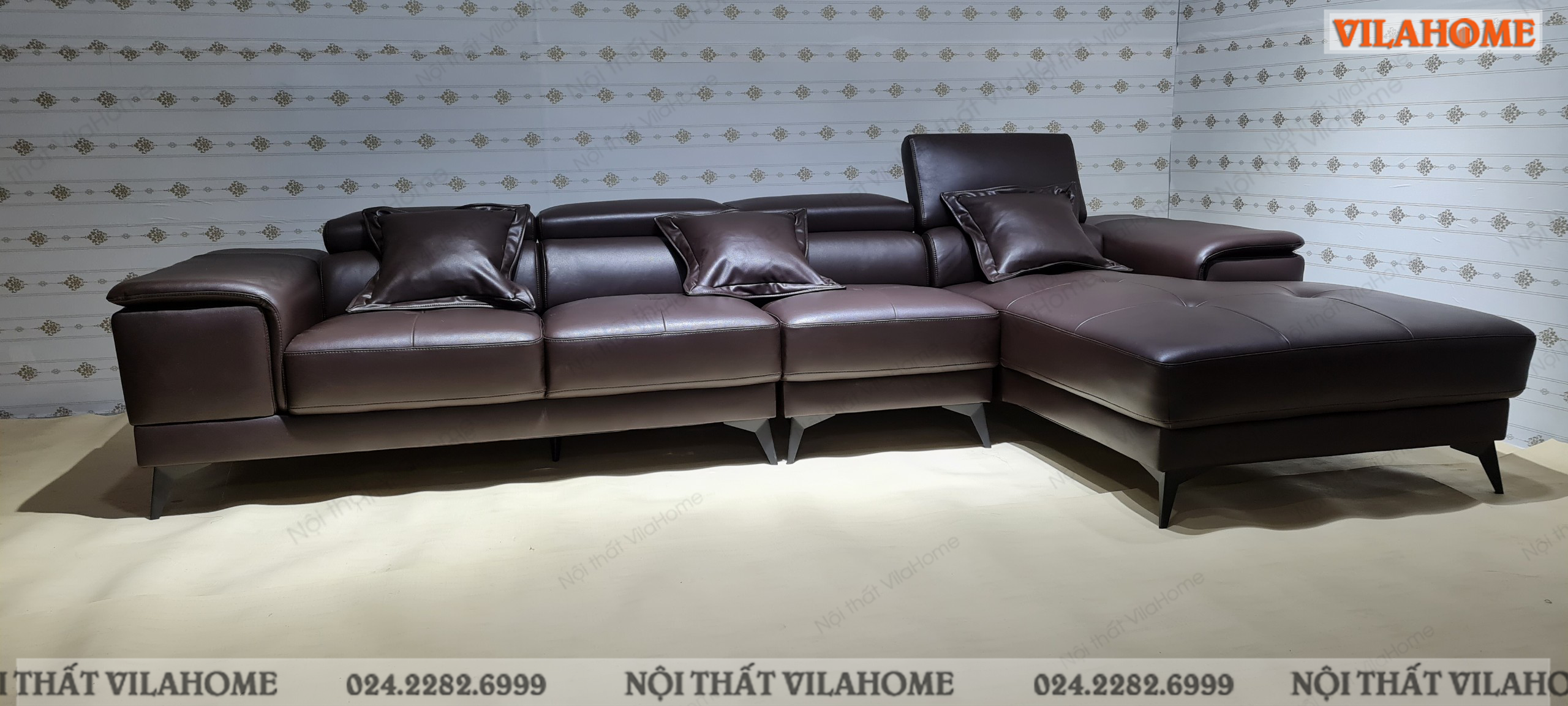 Sofa góc da màu nâu VilaHome cho khách hàng ở phường Nghĩa Đô